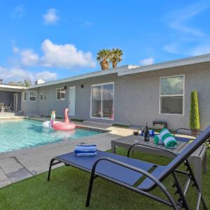 Vegas Hillcrest Oasis, Private Pool and 5BR