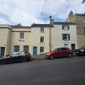 4 Park Lane