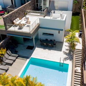 Luxury Villa Del Duque Renovated