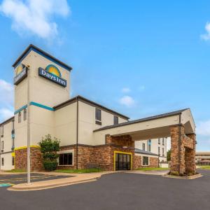 Days Inn by Wyndham Tulsa Central