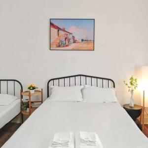 Floris Suites 155