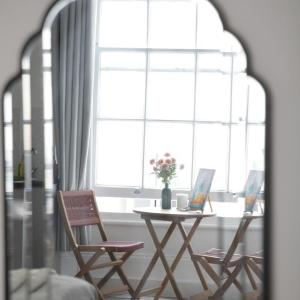 Spacious Studio Flat Paddington