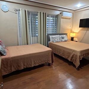 G Apartment - Queen Room