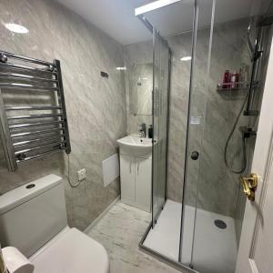 Room 2 - En-suite for 2 people