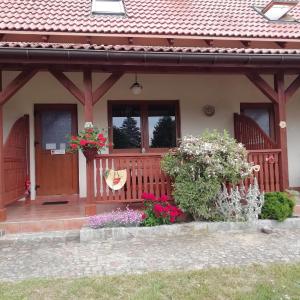 Kolczewo Cottage with BBQ & Garden