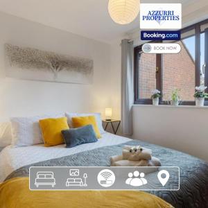 2BR Flat By Azzurri Properties Short Lets & Serviced Accommodation Canary Wharf With Open Garden, Free Parking & Short Stays