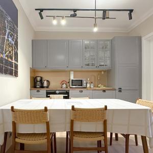 Charming Sofia Center Stay for 4 by Flat Mаnager