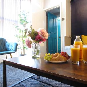 Tudors eSuites - Spacious One Bedroom Central Apartments #6StP