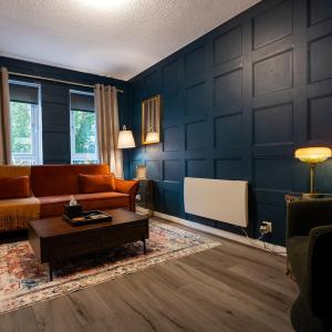 Finnieston Charm - 1BR Apt, Private Ent & Parking
