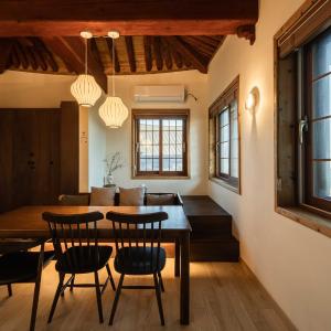 Luxury Hanok Garden Retreat
