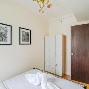 Pioneer Woodlands Tower 5 Unit 33-Q