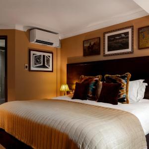 Rose And Crown Hotel