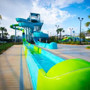 Luxury 8 be 5 bath Home Theatre Pool Spa & Free Resort