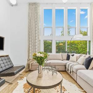 Spacious Two-Bedroom Loft with Soaring Ceilings