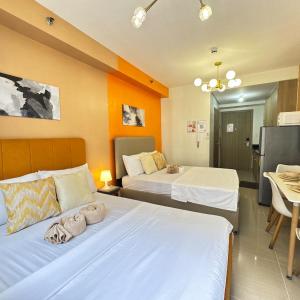 Bright & Cozy RM 1145 Condo at Shore 2 Residences by Prime Stay MOA