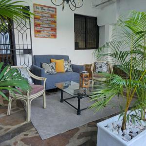 2Bdr private home in Nyali