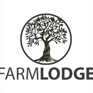 Farm Lodge