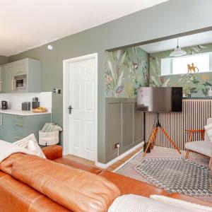 The Burrow - 2 bedroom apartment in central Windermere