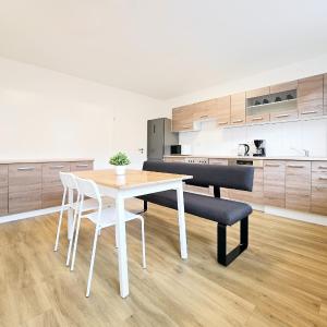 Tolstov Apartments - 2 Room Apartment - 25 Min to Messe DUS