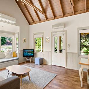 Autumn Abode Cottages - Two