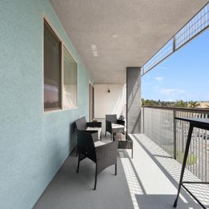 The Iris-Modern 3BD in the Heart of Marina del Rey-Pool,Gym,Jacuzzi-Near LAX