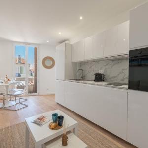 Cannes 1-Br Apartment Near the City Center