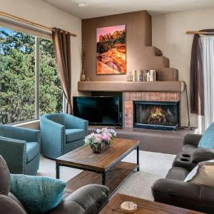 Mountain Bike Retreat for Family Trail Access
