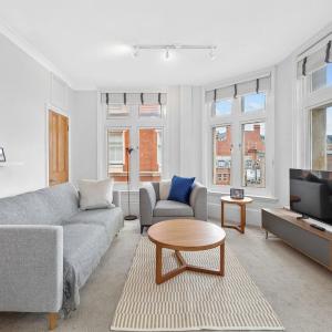 1 Bedroom Apartment Near Leicester Square