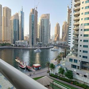 MARINA VIEWs STUDIO APARTMENT