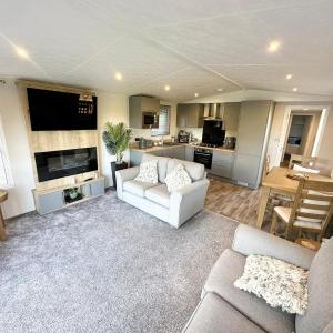 South Lakes - Stunning Lodge Adults only