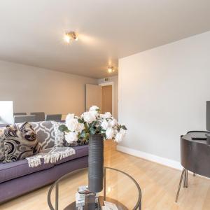 Pass the Keys Charming Flat by Hyde Park with Parking & Tube