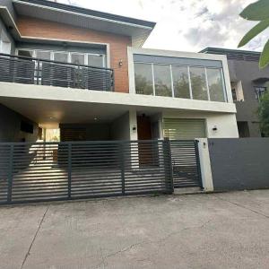 House at the City Center