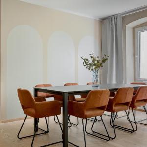 nestup - Zentrales 120 qm Design-Loft mit Balkon