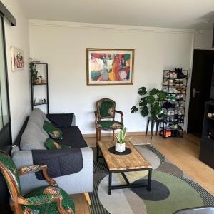 Bright showcase, Charm & thoughtful decoration