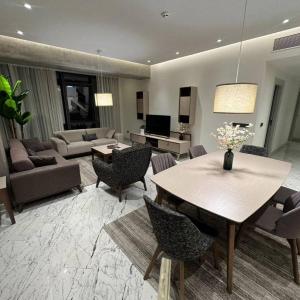 Enjoy luxury family apt