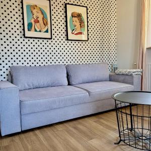 Canoe 2-Bedroom Apartment with City View in Central Warsaw