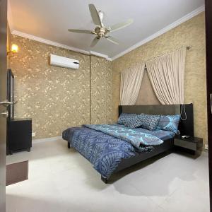 Bahria Town Karachi Full Furnished 2 Bed Appartment