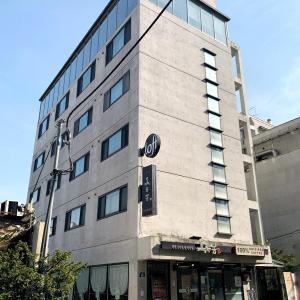 연대동문길 풀옵션원룸e