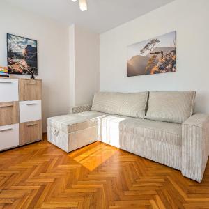 Rynek Wrocław Central Living Studio by BookingHost