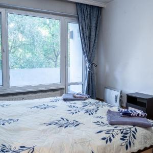 The Lindens Peaceful 1BR with Free Parking and Green Views