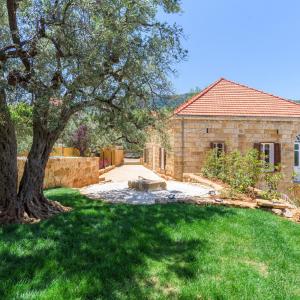 LAuberge de Douma Full House in Batroun