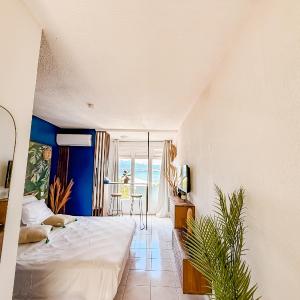 Le Nid Bleu studio vue mer