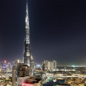 FIRST CLASS 2BR Burj Views & Classy Comfort