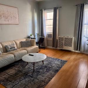 Cozy Corner in Miracle Mile