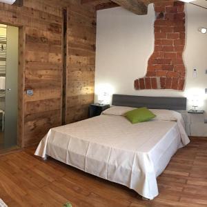 Osteria Senza Fretta Rooms for Rent