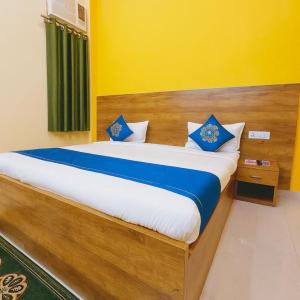 Hotel Vrindavan - The Premium Krishivaa - Near Prem Mandir - Chaar Dhaam -