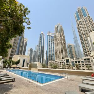 Lux Upscale Living Walk to Dubai Mall