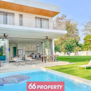 Minimal Luxury Villa HUGE Garden - 10 min to Nimman and Old City