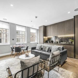 Refined 2-Bed Soho Apartment with AC - Sleeps 6