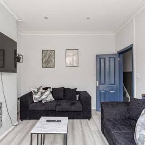 3Bed 2Bath house - Free Parking - Close to Everton & Liverpool FC- Managed by Chique Properties Ltd